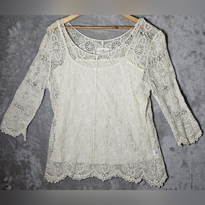 Grand &‎ Greene Women's Lace Long Sleeved Blouse with attached Tank Top Medium